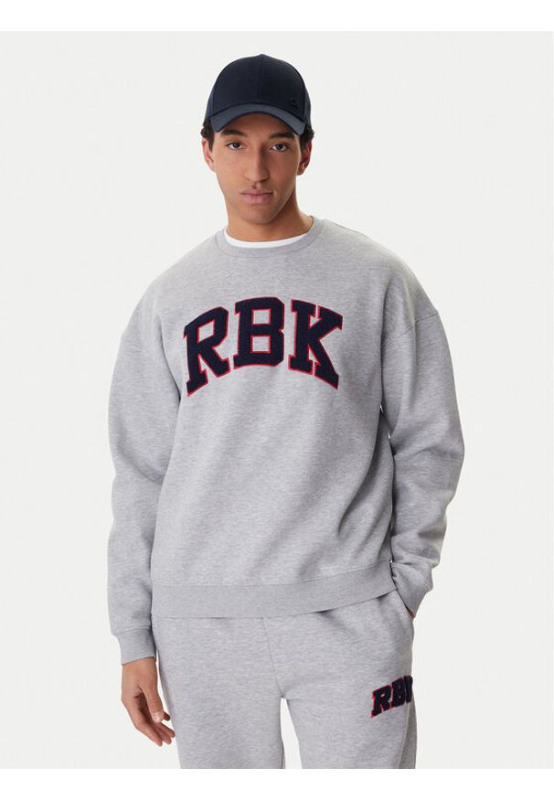 Reebok Bluza Barry RK25553CCM Szary Relaxed Fit. Kolor: szary. Materiał: syntetyk