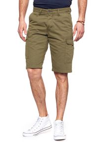 Wrangler - KRÓTKIE SPODENKI WRANGLER CARGO SHORT DUFFLEBAG GREEN W15DVD15U. Materiał: bawełna. Długość: krótkie. Wzór: moro. Styl: militarny