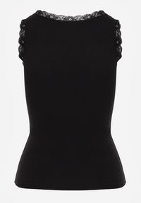 Renee - Czarny Top z Bawełny Ozdobiony u Góry Koronką Berice. Kolor: czarny. Materiał: bawełna, koronka. Wzór: aplikacja, koronka #2