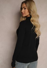 Renee - Czarny Sweter z Półgolfem i Ozdobnymi Guzikami Delahra. Okazja: na co dzień. Kolor: czarny. Materiał: jeans. Styl: elegancki, casual #4