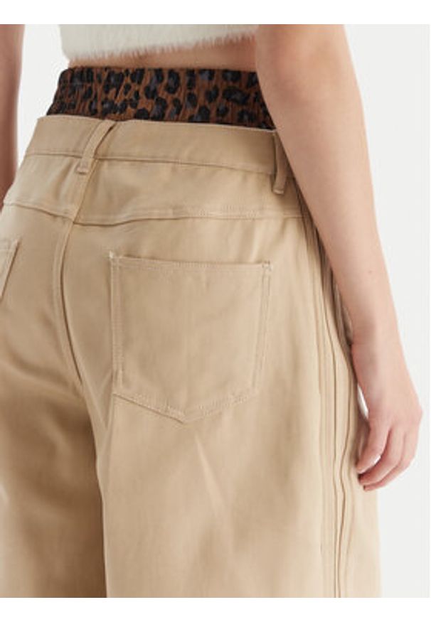 Adidas - adidas Szorty jeansowe Firebird Utility JX8762 Beżowy Regular Fit. Kolor: beżowy. Materiał: bawełna