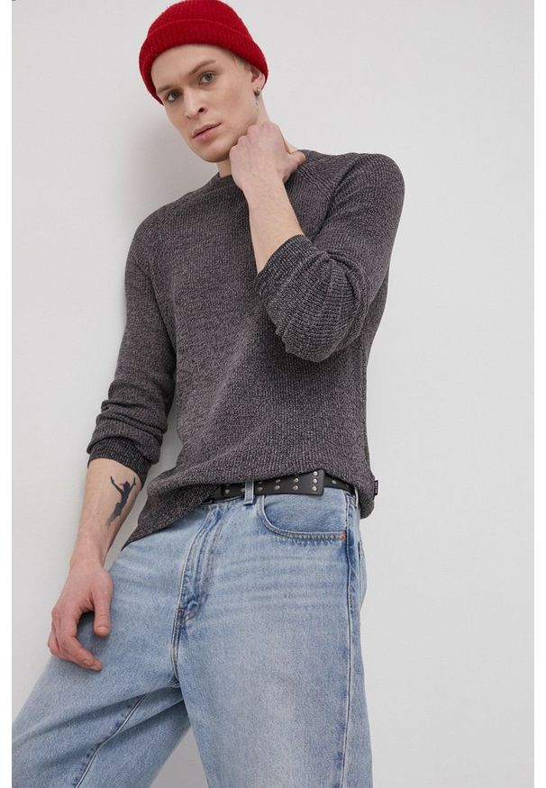 Only & Sons Sweter bawełniany męski kolor szary. Okazja: na co dzień. Kolor: szary. Materiał: bawełna. Długość rękawa: raglanowy rękaw. Styl: casual