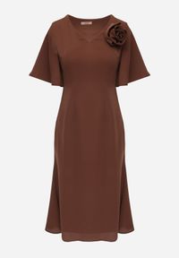 Renee - Brązowa Zwiewna Sukienka Wieczorowa VICES z Aplikacją 3D w Kształcie Kwiatu Themira. Typ kołnierza: dekolt w kształcie V. Kolor: brązowy. Wzór: aplikacja, kwiaty. Styl: wizytowy #4