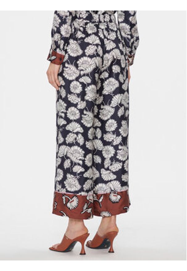 Weekend Max Mara Spodnie materiałowe Divo 2415131111 Granatowy Relaxed Fit. Kolor: niebieski. Materiał: jedwab