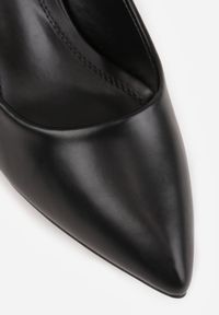 Born2be - Czarne Czółenka Theminope. Zapięcie: bez zapięcia. Kolor: czarny. Wzór: jednolity. Obcas: na obcasie. Styl: elegancki. Wysokość obcasa: niski #8