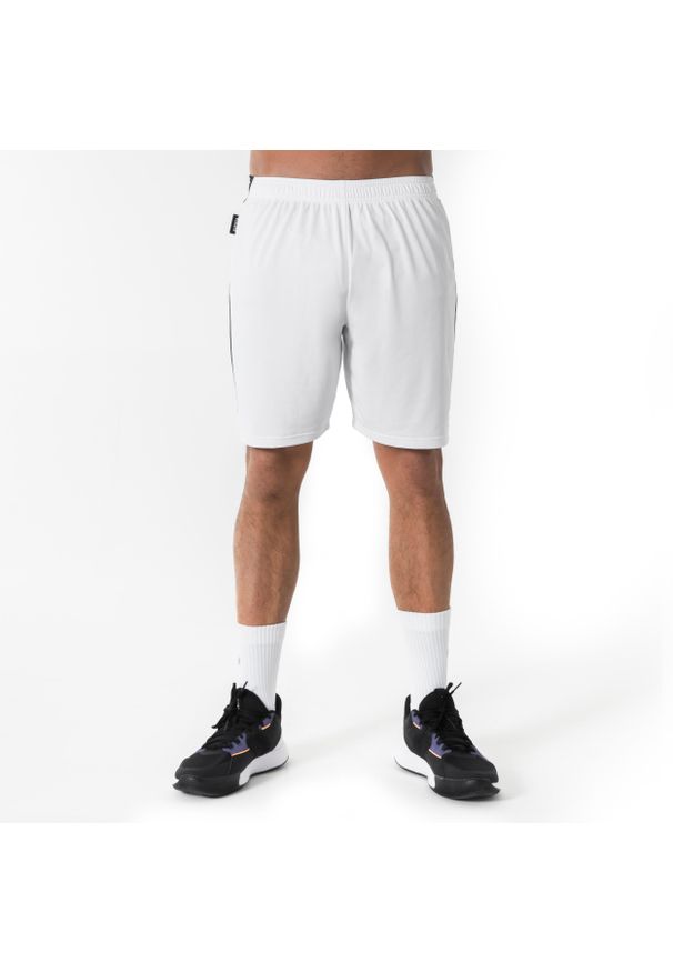 KIPSTA - Spodenki do koszykówki unisex Short 100. Kolor: czarny, biały, wielokolorowy. Materiał: poliester, materiał. Sport: koszykówka