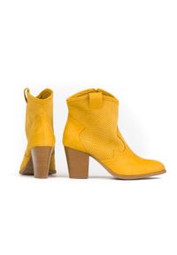 Zapato - dziurkowane kowbojki - skóra naturalna - model 470 - kolor żółty (41). Kolor: żółty. Materiał: skóra #2