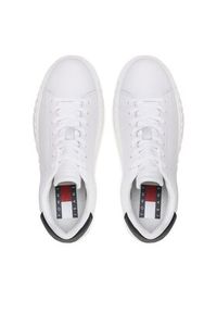 Tommy Jeans Sneakersy Leather Outsole EM0EM01159 Biały. Kolor: biały. Materiał: skóra