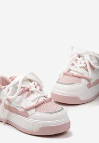 Born2be - Biało-Różowe Sneakersy na Grubej Podeszwie z Ozdobnym Sznurowaniem i Perforacją Apetira. Zapięcie: sznurówki. Kolor: biały. Sport: turystyka piesza #3
