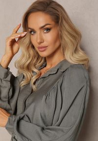Renee - Ciemnozielona Koszula Nietoperz z Wiskozą Caile. Okazja: na co dzień. Kolor: zielony. Materiał: wiskoza. Styl: casual #3