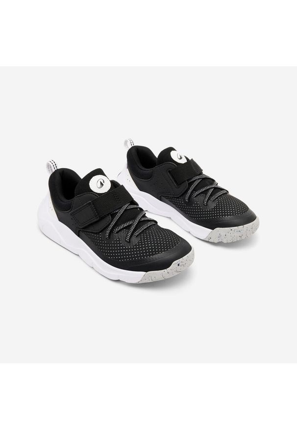 Buty dla dzieci Decathlon Playful Fast Scratch. Kolor: biały, wielokolorowy, czarny. Materiał: tkanina. Szerokość cholewki: normalna