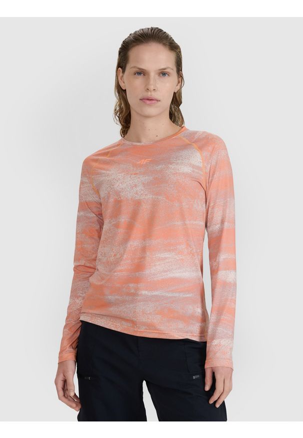 4f - 4F Longsleeve rowerowy szybkoschnący damski - pomarańczowy M. Typ kołnierza: kołnierzyk stójkowy. Kolor: pomarańczowy. Materiał: dzianina, włókno, syntetyk, materiał, elastan. Długość rękawa: długi rękaw. Długość: krótkie. Wzór: gładki, ze splotem. Sport: kolarstwo