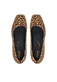 Clarks Czółenka Fernie Court 26183033 Brązowy. Kolor: brązowy. Materiał: zamsz, skóra #4