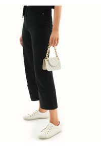 Kazar - Biało-szara torebka damska. Kolor: biały. Wzór: aplikacja. Materiał: skórzane. Styl: elegancki #8