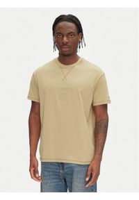 Tommy Jeans T-Shirt Tonal Crest DM0DM20805 Beżowy Relaxed Fit. Kolor: beżowy. Materiał: bawełna