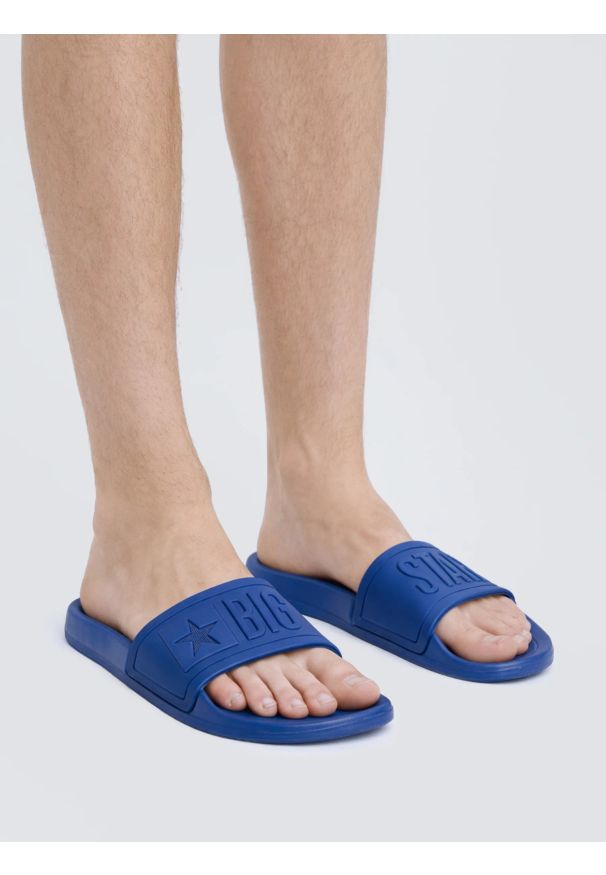 Big-Star - Klapki męskie plażowe granatowe DD174688 470. Okazja: na plażę. Kolor: niebieski. Wzór: aplikacja. Sezon: lato. Styl: sportowy, wakacyjny