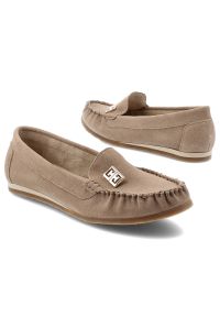 Mokasyny damskie Armodo, cholewka ze skóry naturalnej mokasynowa konstrukcja z dekoracyjną aplikacją miękka forma niska elastyczna podeszwa zapewniaj. Okazja: na co dzień. Kolor: beżowy. Materiał: skóra. Szerokość cholewki: normalna. Wzór: aplikacja. Styl: casual, elegancki, klasyczny #2