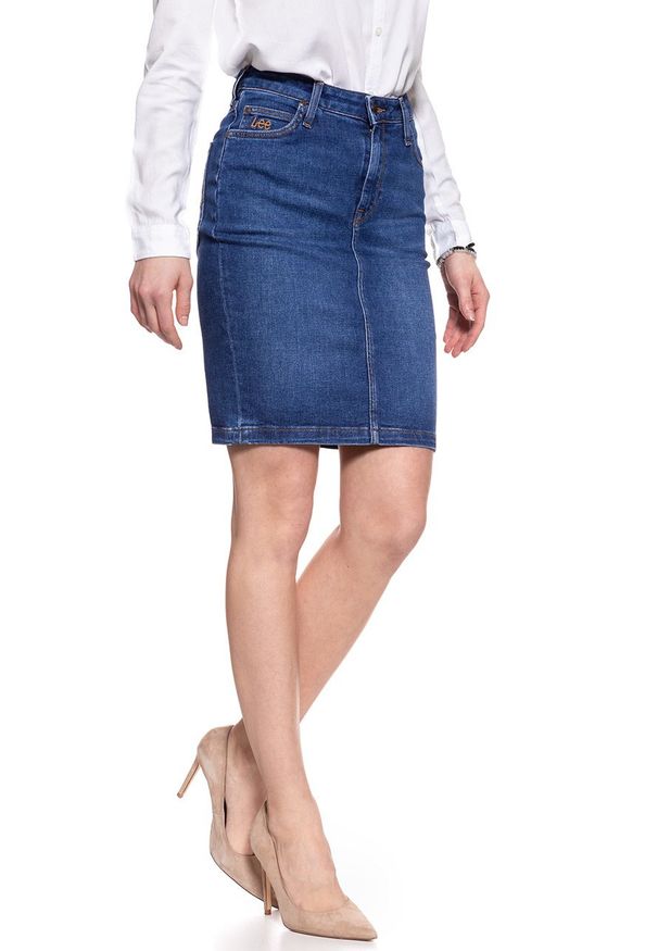 Lee - SPÓDNICA JEANSOWA LEE HIGH WAIST SKIRT TRUE BLUE L38QROPB 112108313. Stan: podwyższony. Materiał: jeans
