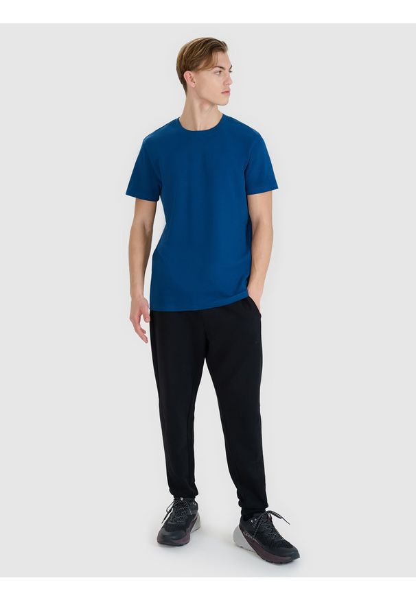 4f - 4F T-shirt regular ze strukturalnej dzianiny męski - turkusowy S. Okazja: na co dzień. Kolor: turkusowy. Materiał: dzianina. Długość rękawa: krótki rękaw. Długość: krótkie. Styl: klasyczny, sportowy, casual
