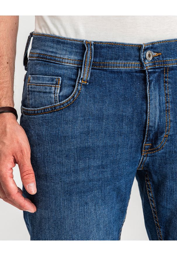 Męskie Spodnie Jeansowe Mustang Style Oregon Tapered Denim Blue 1017123 5000 782