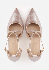 Born2be - Złote Szpilki VICES z Paskami w Kształcie X i Skórzaną Wkładką Arriedine. Okazja: na komunię, na wesele, na ślub cywilny. Zapięcie: pasek. Kolor: złoty. Materiał: skóra. Wzór: paski. Obcas: na szpilce. Styl: elegancki #7