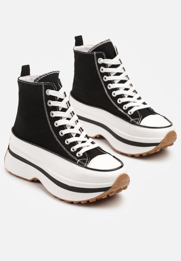 Born2be - Czarne Trampki za Kostkę na Grubej Podeszwie Danilira. Okazja: na co dzień. Wysokość cholewki: za kostkę. Kolor: czarny. Materiał: jeans, skóra. Styl: elegancki, casual