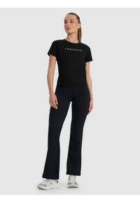 4f - 4F T-shirt slim z nadrukiem damski - czarny XS. Okazja: na co dzień. Kolor: czarny. Materiał: bawełna, elastan, jersey, materiał. Długość rękawa: raglanowy rękaw. Wzór: nadruk. Styl: klasyczny, sportowy, casual
