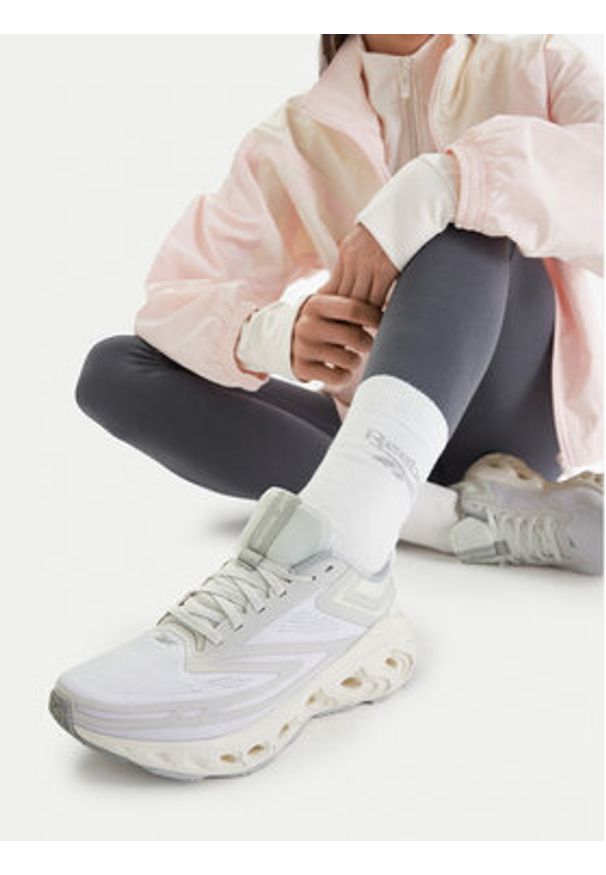 Reebok Buty do biegania EO-FUEL FLEX RUN 100244529 W Szary. Kolor: szary. Materiał: materiał. Sport: bieganie
