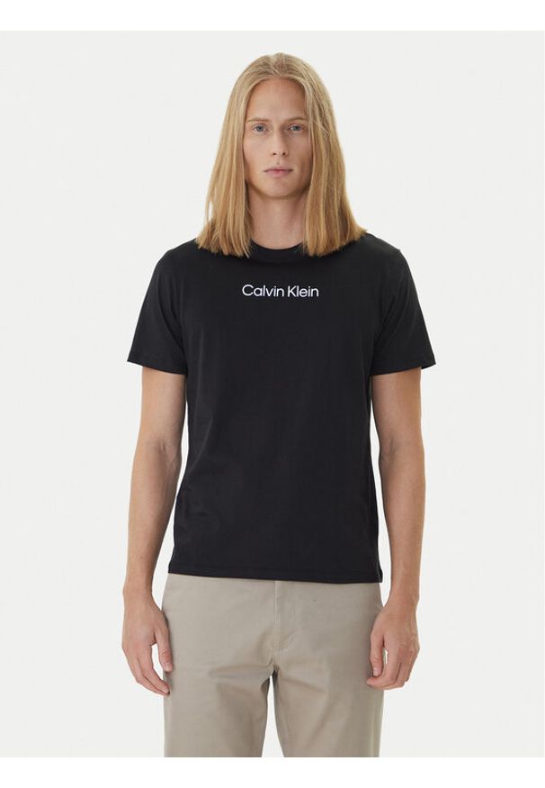 Calvin Klein T-Shirt Logo 30s LV04LD230G Czarny Relaxed Fit. Kolor: czarny. Materiał: bawełna