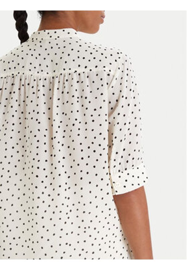 Luisa Spagnoli Bluzka Barcolana 543049 Écru Regular Fit. Kolor: kremowy. Materiał: wiskoza, jedwab