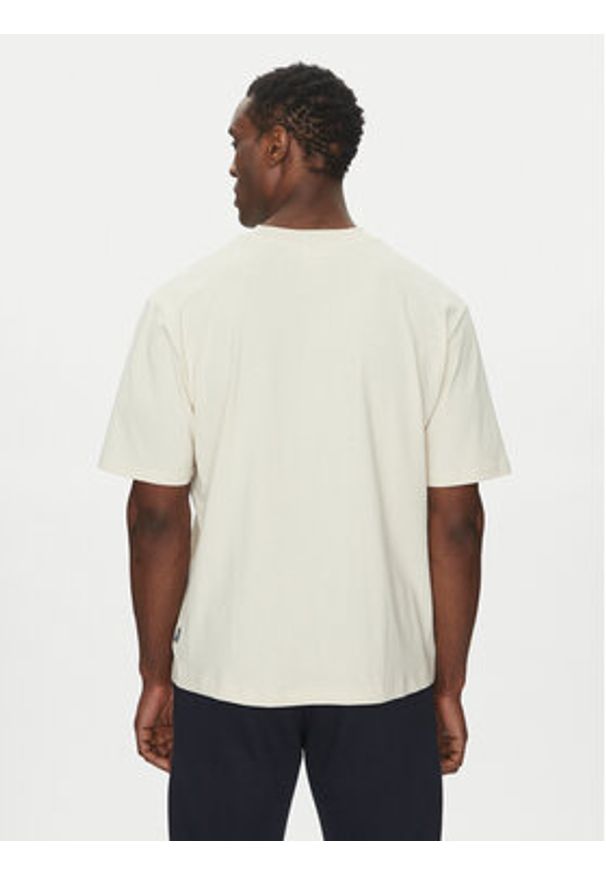New Balance T-Shirt MT51605 Beżowy Oversize. Kolor: beżowy. Materiał: bawełna