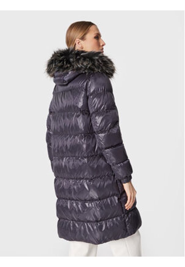 Geox Kurtka zimowa Becksie W2628H T2843 F4569 Granatowy Relaxed Fit. Kolor: niebieski. Materiał: syntetyk. Sezon: zima