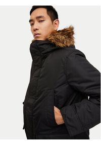 GAP - Gap Kurtka zimowa 726377-01 Czarny Regular Fit. Kolor: czarny. Materiał: syntetyk. Sezon: zima #3