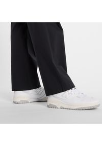 Spodnie męskie New Balance MP51563BK – czarne. Kolor: czarny. Materiał: bawełna, materiał, nylon #2