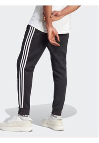 Adidas - adidas Spodnie dresowe IB4030 Czarny Regular Fit. Kolor: czarny. Materiał: bawełna #2