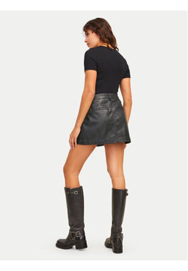 JJXX Spódnica z imitacji skóry Tora 12265729 Czarny Regular Fit. Kolor: czarny. Materiał: skóra