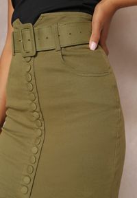 Renee - Zielona Jeansowa Spódnica Ołówkowa Midi z Guzikami i Rozcięciem Jackiesa. Kolor: zielony. Materiał: jeans #3