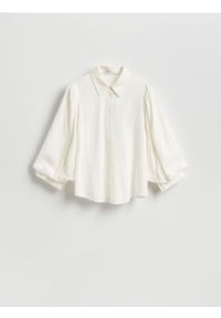 Reserved - Koszula z bufiastymi rękawami - biały. Kolor: biały. Materiał: tkanina, wiskoza, len