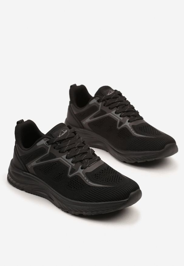 Born2be - Czarne Buty Sportowe Sneakersy z Geometrycznym Wzorem Odirina. Okazja: na co dzień. Kolor: czarny. Wzór: geometria