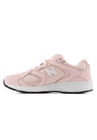 Buty dziecięce New Balance G4086M7 – różowe. Kolor: różowy. Materiał: syntetyk, materiał. Szerokość cholewki: normalna. Sezon: lato. Sport: turystyka piesza #3
