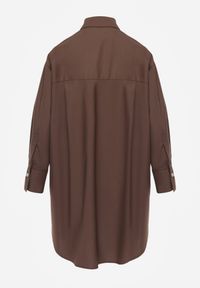 Born2be - Brązowa Bawełniana Koszula Oversize z Biżuteryjnymi Guzikami Adrearina. Okazja: na co dzień. Typ kołnierza: kołnierzyk klasyczny. Kolor: brązowy. Materiał: bawełna. Długość: długie. Wzór: gładki. Styl: casual, klasyczny #3