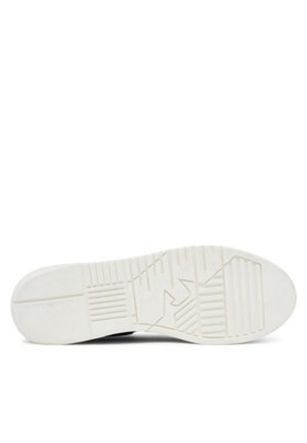 Emporio Armani Sneakersy EM003663 AF18212 MC105 Czarny. Kolor: czarny. Materiał: skóra