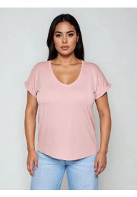 Big-Star - Koszulka damska o luźnym kroju różowa Valeria 601. Okazja: na co dzień. Typ kołnierza: dekolt w serek. Kolor: różowy. Materiał: jeans, dzianina, wiskoza, len. Długość rękawa: krótki rękaw. Długość: krótkie. Styl: casual, elegancki