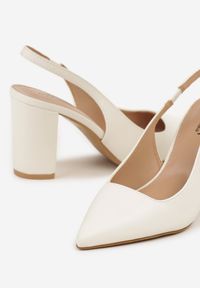 Renee - Białe Sandały na Słupku Slingback Halatia. Okazja: na co dzień. Kolor: biały. Materiał: jeans. Obcas: na słupku. Styl: klasyczny, elegancki, casual #5
