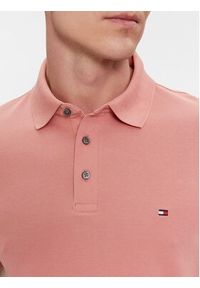 TOMMY HILFIGER - Tommy Hilfiger Polo 1985 MW0MW17771 Różowy Slim Fit. Typ kołnierza: polo. Kolor: różowy. Materiał: bawełna #4