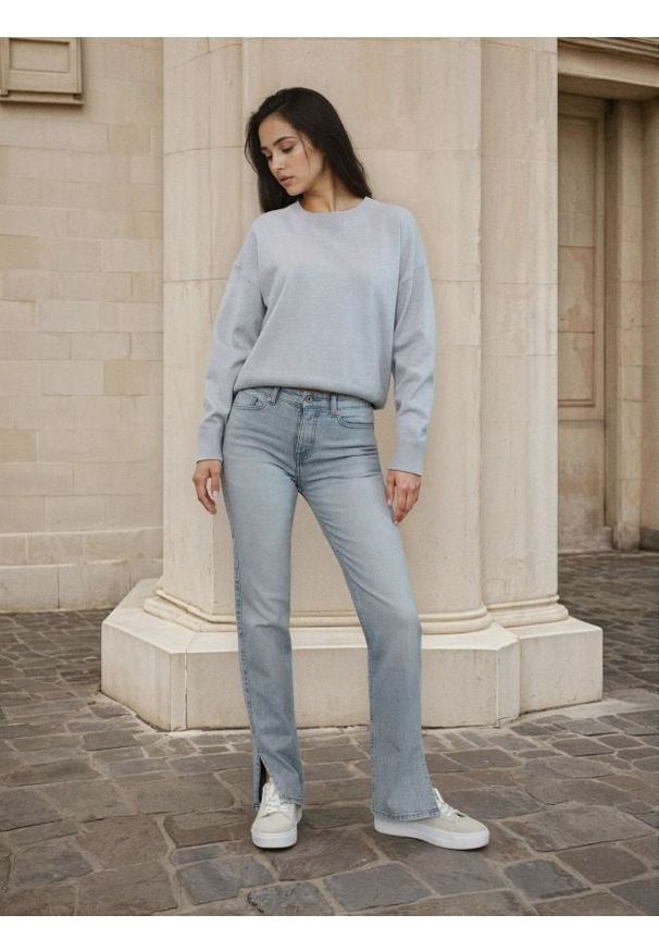 Sinsay - Jeansy straight mid waist - szary. Kolor: szary