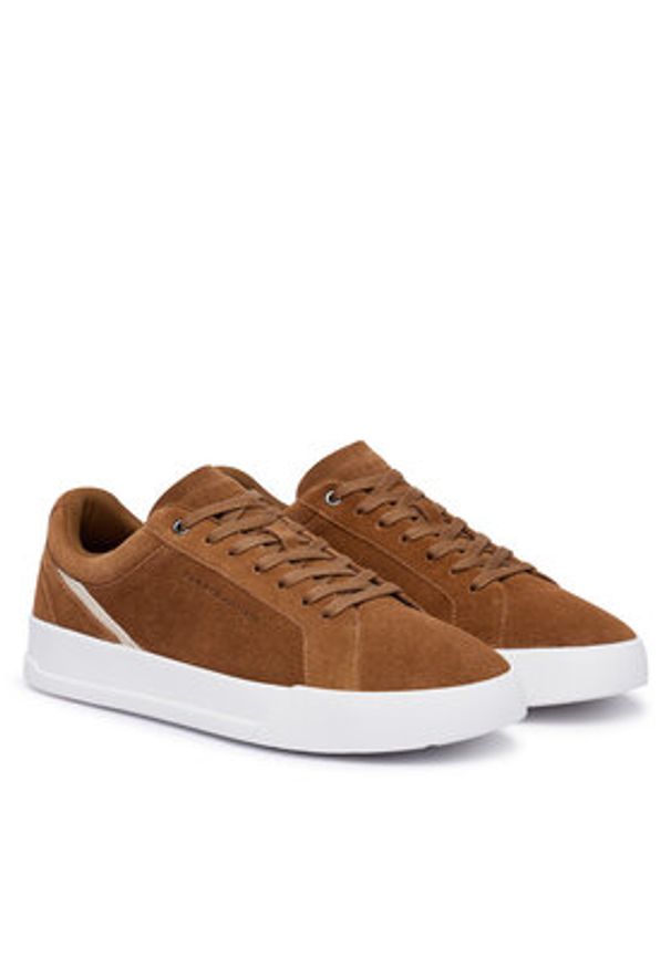 TOMMY HILFIGER - Tommy Hilfiger Sneakersy Th Court Premium Suede FM0FM05880 Brązowy. Kolor: brązowy. Materiał: skóra, zamsz