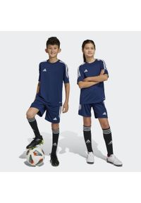 Adidas - Tiro 23 Club Training Shorts. Kolor: biały, wielokolorowy, niebieski. Materiał: materiał