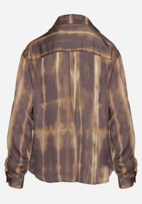 Renee - Brązowa Drapowana Koszula z Rękawami z Możliwością Podpięcia Estalana. Okazja: na co dzień. Typ kołnierza: kołnierzyk klasyczny. Kolor: brązowy. Długość rękawa: długi rękaw. Długość: długie. Wzór: aplikacja. Styl: casual, klasyczny, retro #6