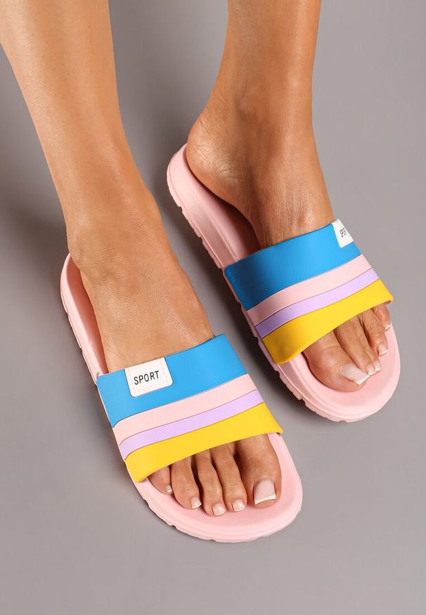 Born2be - Różowo-Niebieskie Klapki z Lekkiej Pianki na Płaskiej Podeszwie Uvetta. Okazja: na co dzień, na plażę. Nosek buta: otwarty. Kolor: różowy. Obcas: na płaskiej podeszwie. Styl: sportowy, klasyczny, casual